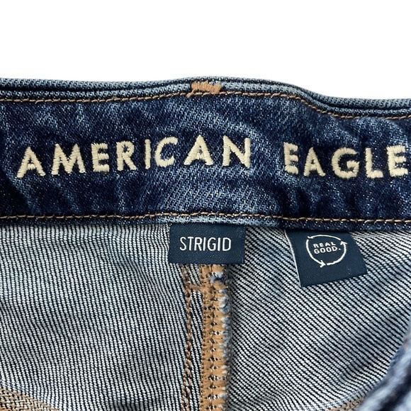 American Eagle Curvy Relaxed Short Denim Shorts Strigid High Rise Raw Hem Size 8 - Picture 5 of 9